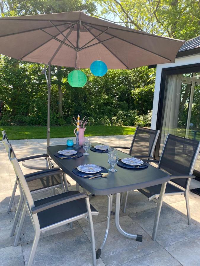 Luxe En Gezellig Chalet Aan Veluwemeer 4 Pers Hulshorst Zewnętrze zdjęcie